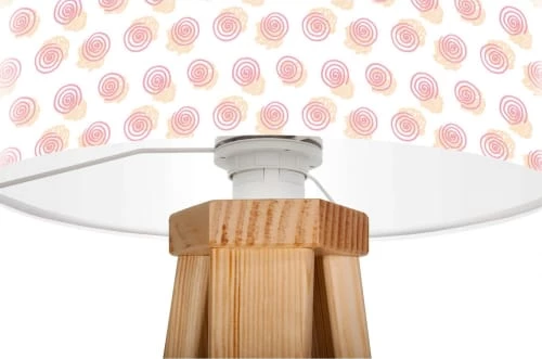 BPS Koncept Lampes De Chevet Enfant Lampe De Chevet Enfant Trépied Bois Clair Abat Jour Rose 2 BPS Koncept Lampes De Chevet Enfant Lampe De Chevet Enfant Trépied Bois Clair Abat Jour Rose – Image 2