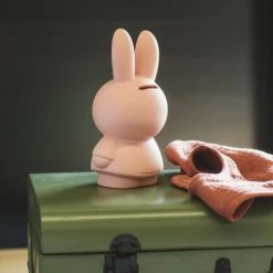 Atelier Pierre Objets Déco Enfant Tirelire Miffy Warm 18 Cm Rose -Luminaires enfant Soldes tirelire miffy warm 18 cm rose 3