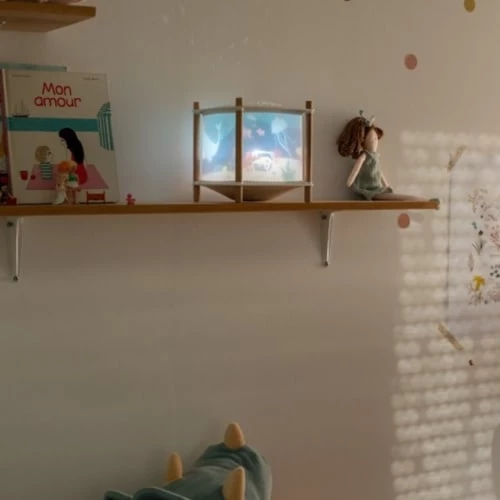 Trousselier Luminaires Enfant Veilleuse Lanterne LED Connectée Avec Projection 2 Trousselier Luminaires Enfant Veilleuse Lanterne LED Connectée Avec Projection – Image 2
